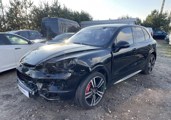 Porsche Cayenne cena 61900 przebieg: 162000, rok produkcji 2014 z Ryn małe 106